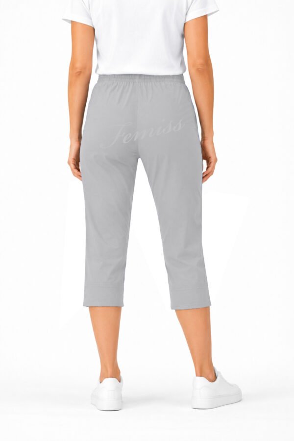 Women's Cropped Trousers with Elasticated Waist – Grey | Soft Stretch Capri 3/4 Summer Pants with Pockets