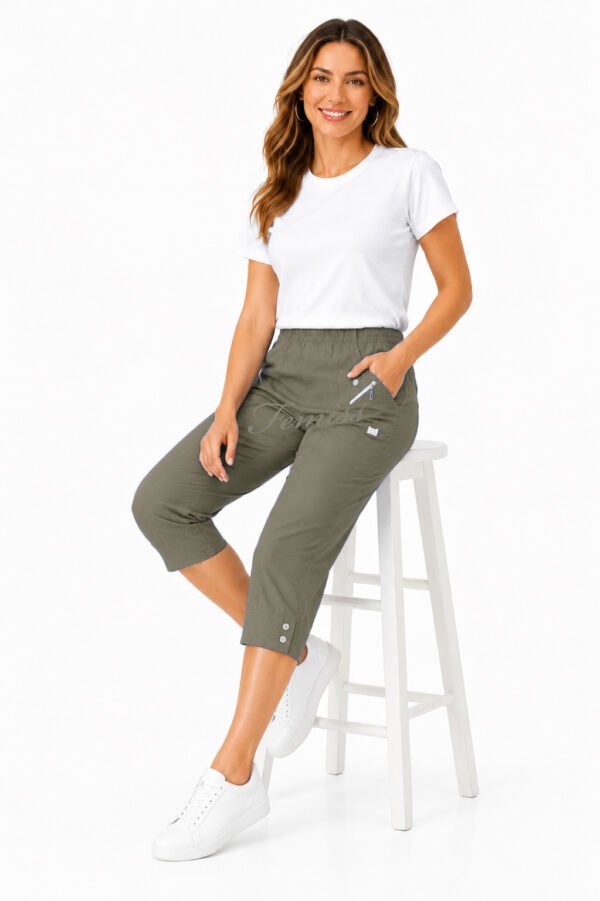 Women's Cropped Trousers with Elasticated Waist – Mocha | Soft Stretch Capri 3/4 Summer Pants with Pockets